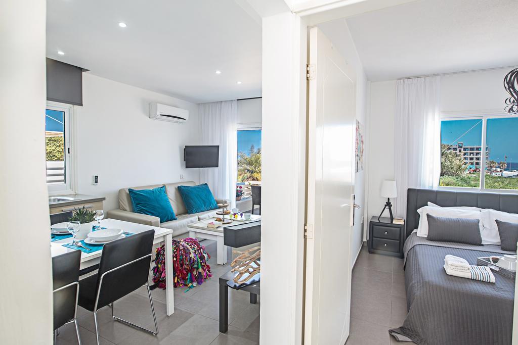 Nicholas Seaview Apartments Protaras Exterior photo