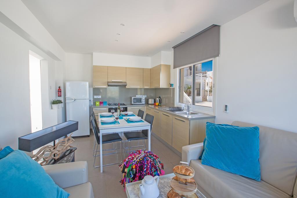 Nicholas Seaview Apartments Protaras Exterior photo