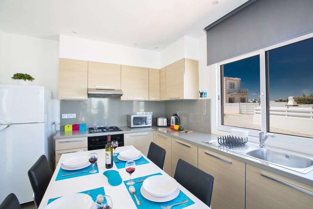 Nicholas Seaview Apartments Protaras Exterior photo